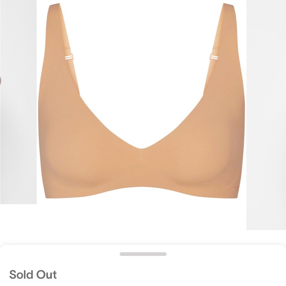 SKIMS Naked Plunge Bralette in Ochre